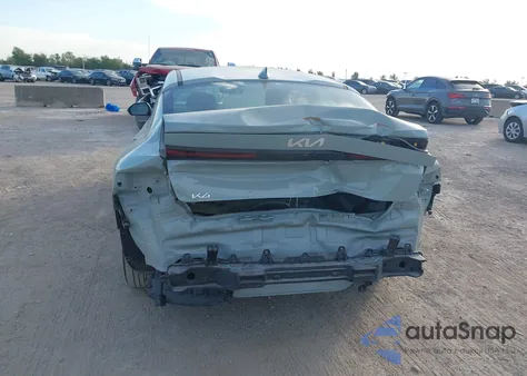 2025 Kia K4 Lxs из США, поврежденный, VIN 3KPFT4DE8SE008954